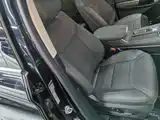 Photo 25 - Ford Explorer
