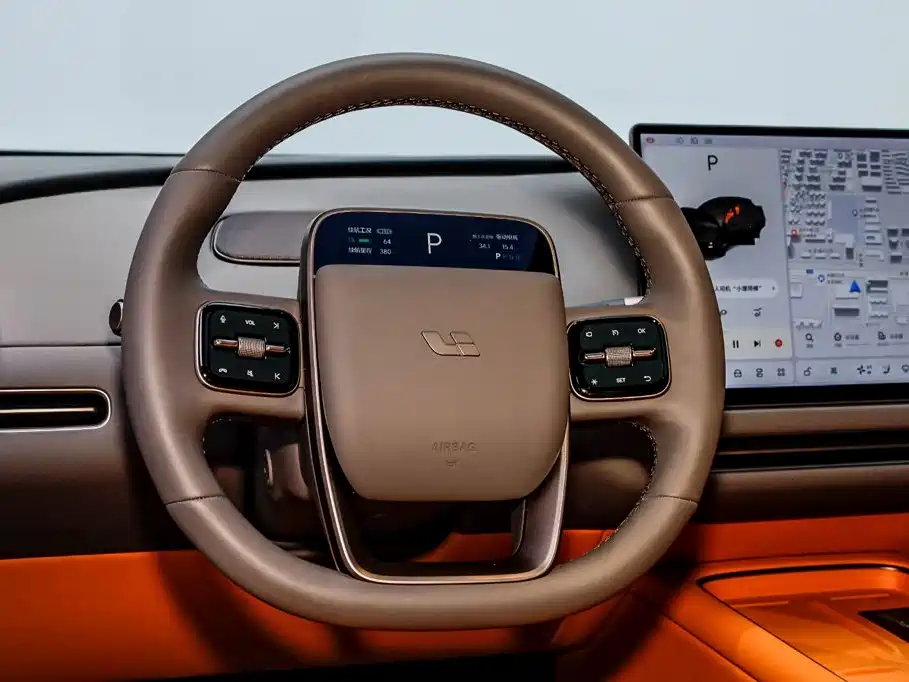 Photo 16 - Li Auto i6