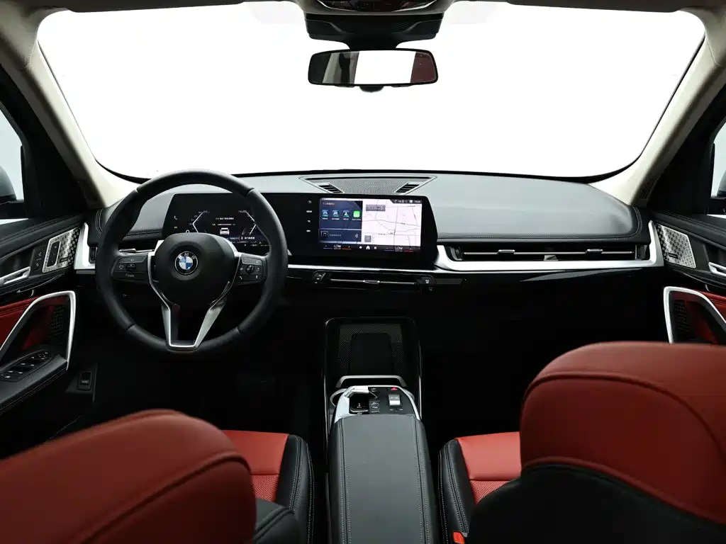 Фото 14 - BMW X1