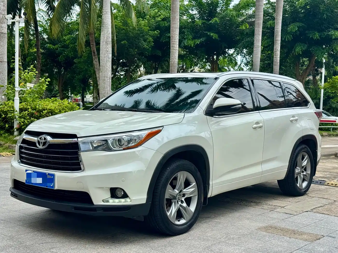 Toyota Highlander 2015 2.0T FWD Luxury Edition 7-seater