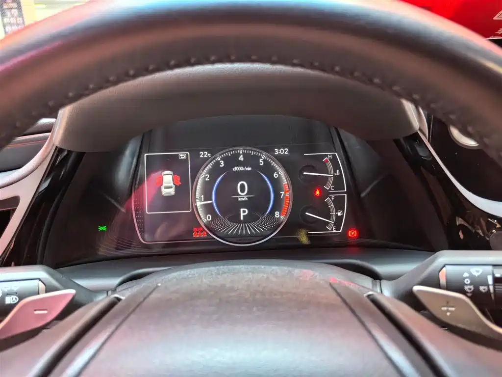 Lexus ES 2023 200 Excellence Edition фото 14
