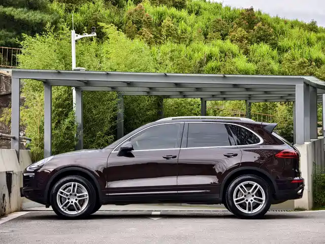 Porsche Cayenne 2015 Cayenne 3.0T — фото 3