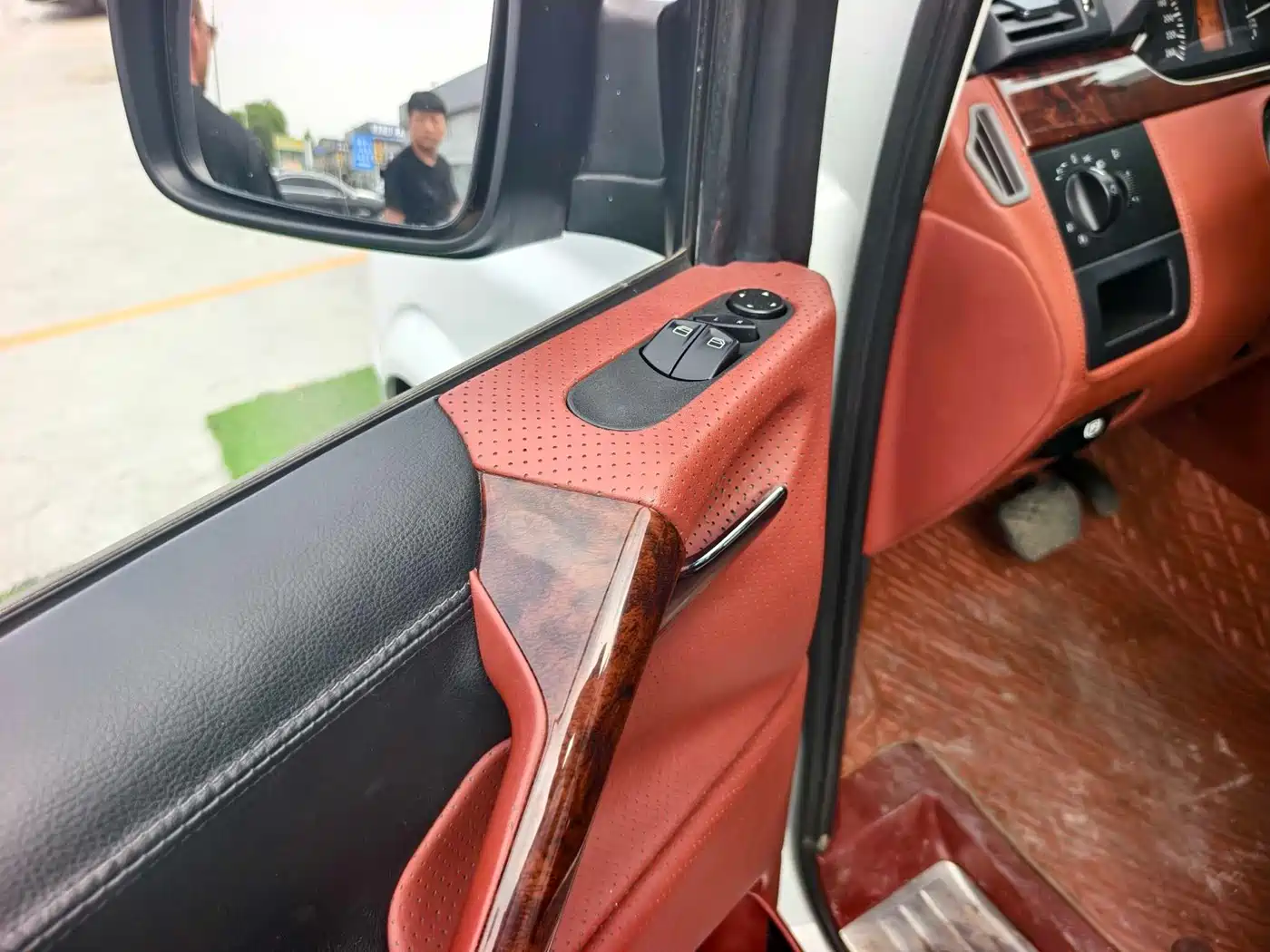 Mercedes-Benz Vito 2013 Model 3.0L Elite Edition фото 9
