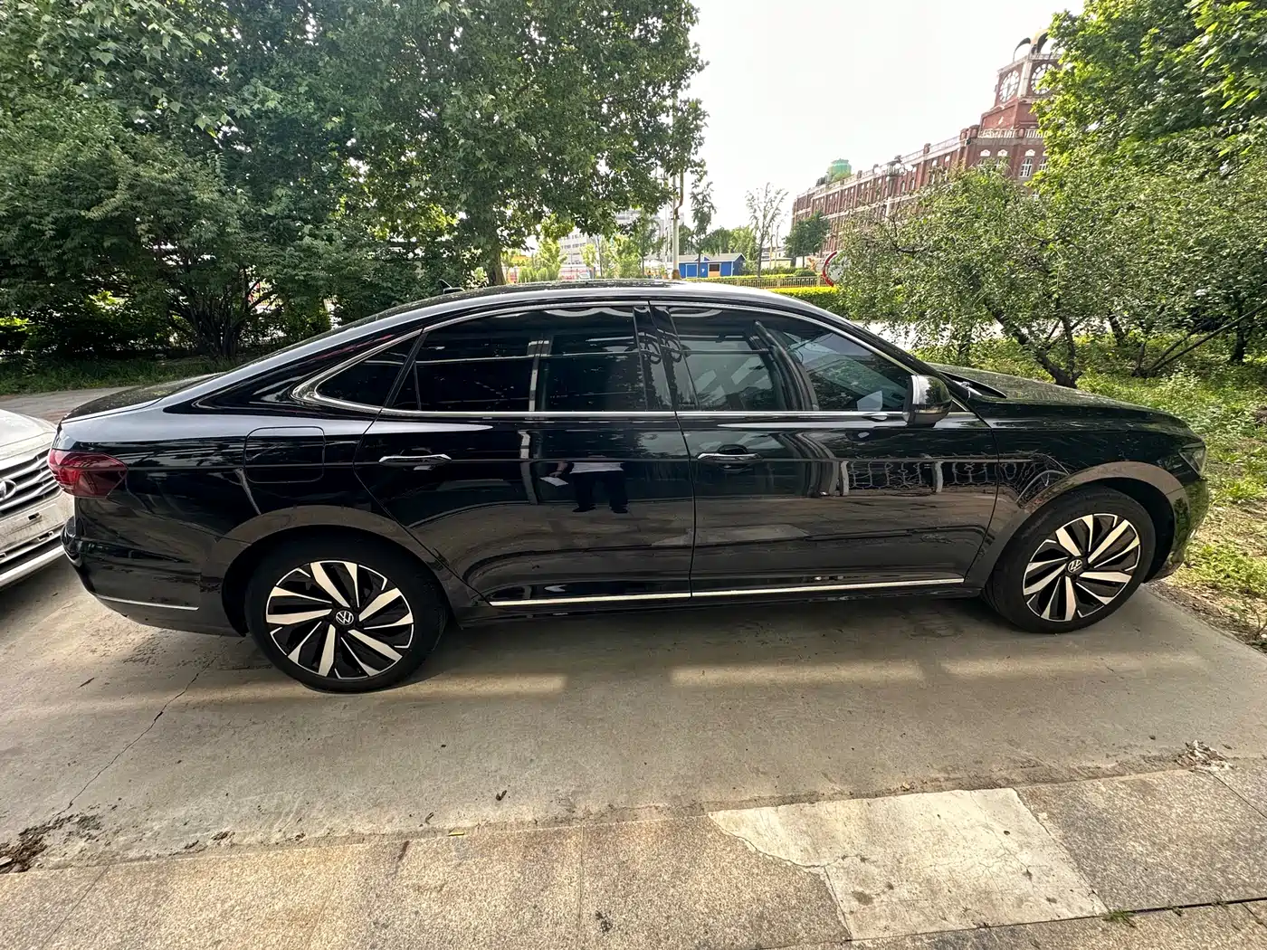 Volkswagen Passat 2021 Model 330TSI Elite Edition фото 7