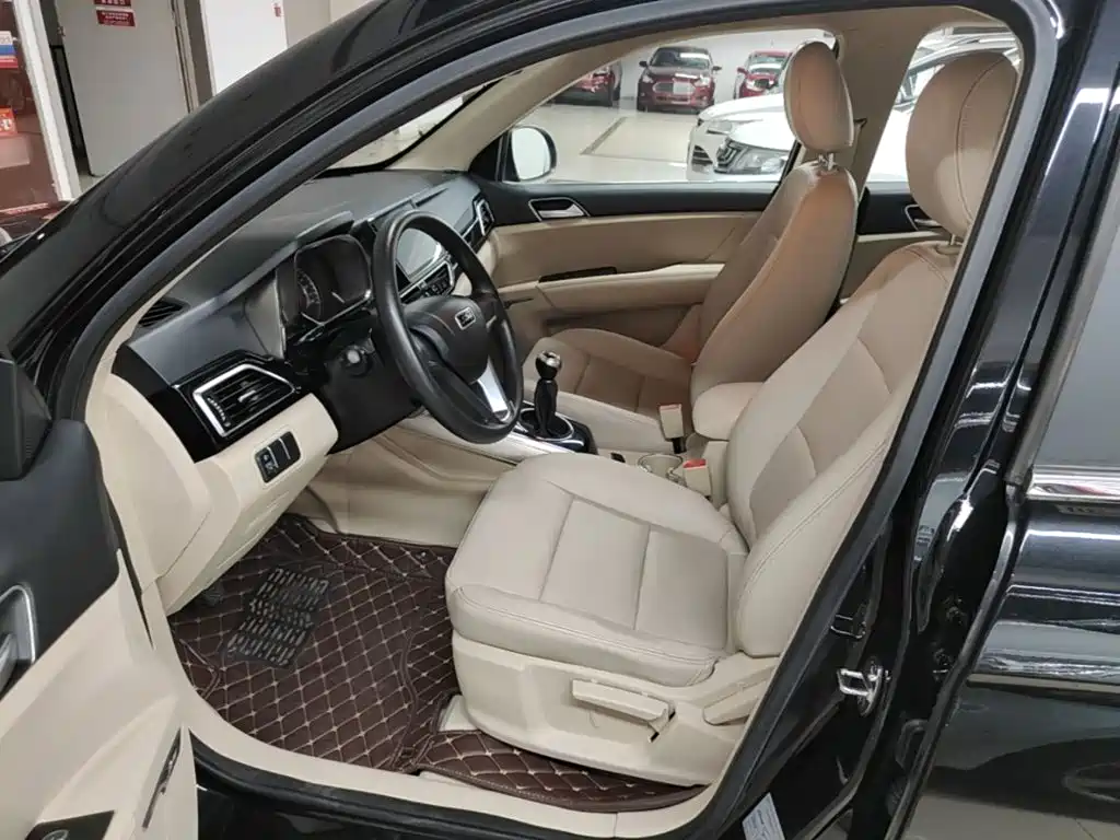 Фото 15 - Zotye Damai X5