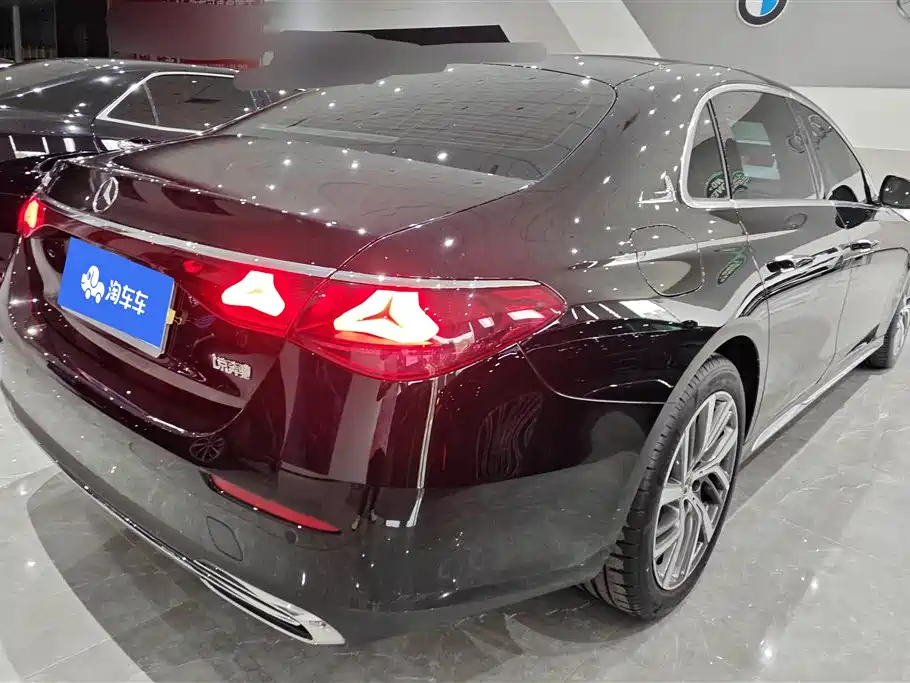 Mercedes-Benz E-Class 2024 E 300 L Fashion фото 3