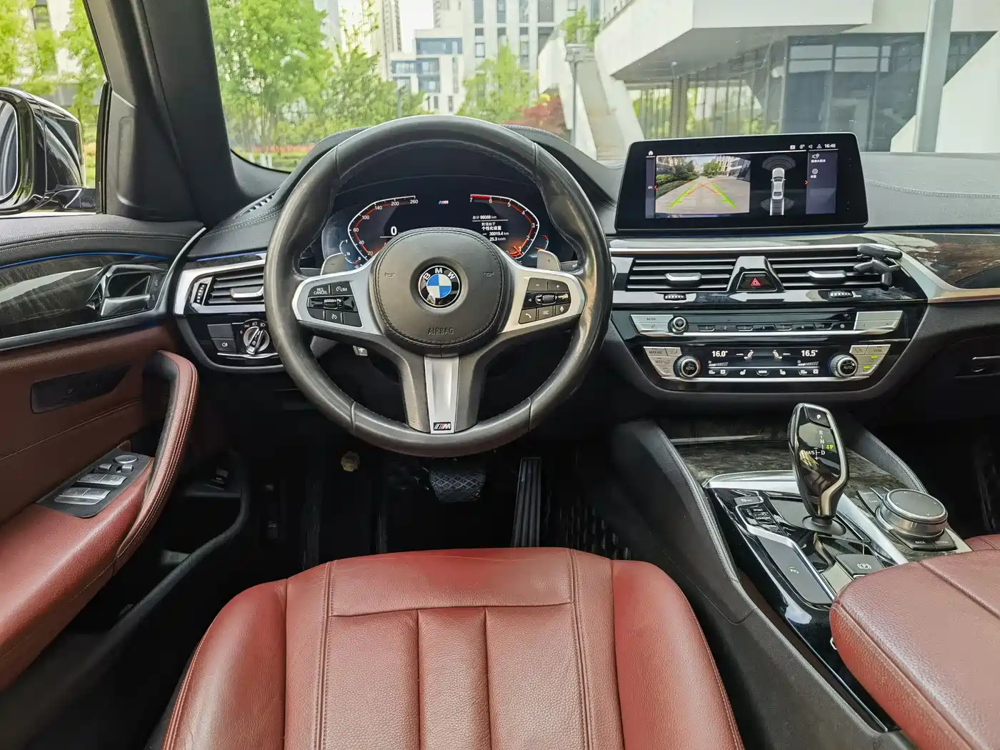 BMW 5 Series 2020 530Li Leading M Sport Package фото 9