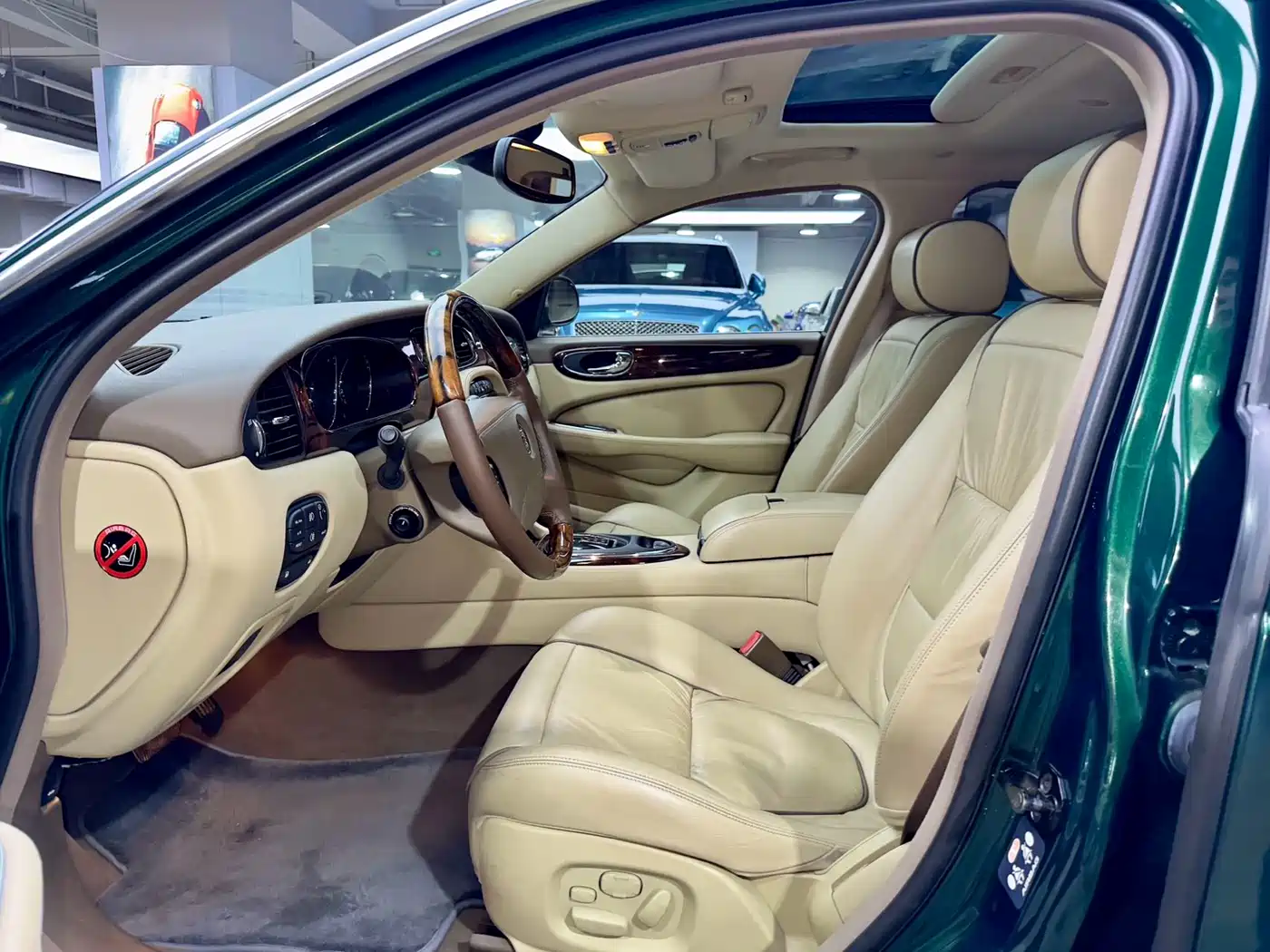 Jaguar XJ 2007 Model XJ8L 4.2 Royal Long Wheelbase фото 12