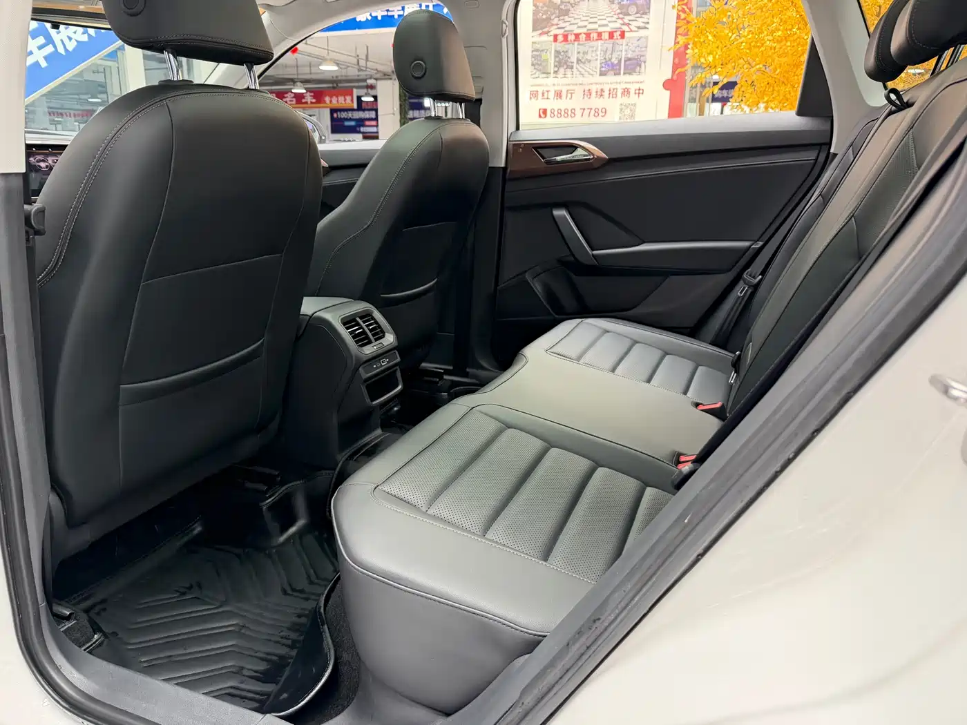 Volkswagen Tharu 2022 280TSI FWD Luxury Edition фото 10