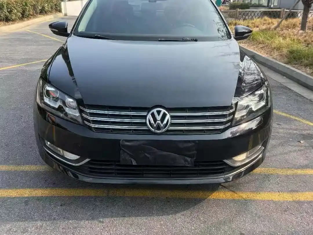 Фото 2 - Volkswagen Passat