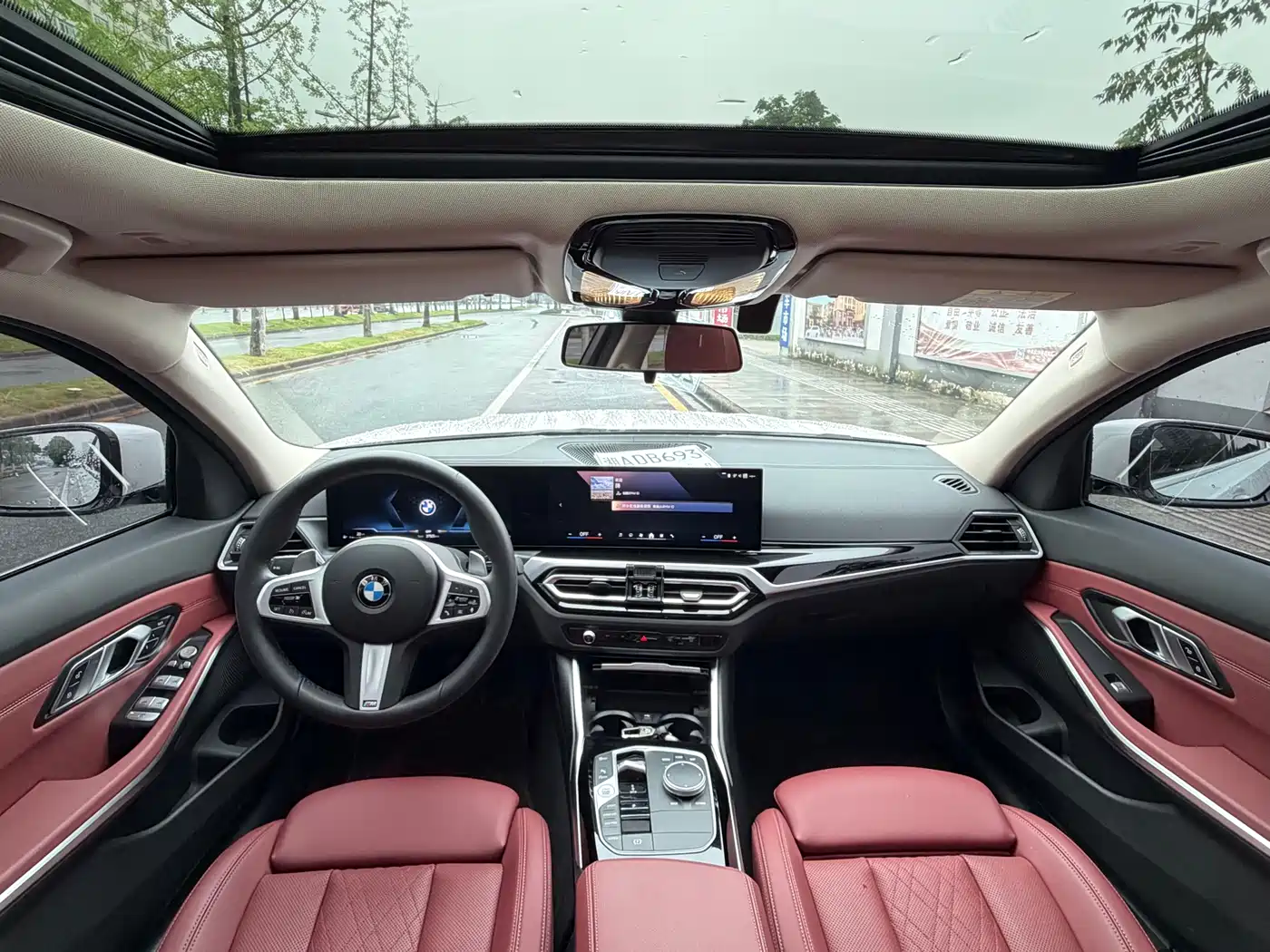 BMW 3 Series 2023 320i M Sport Package фото 13