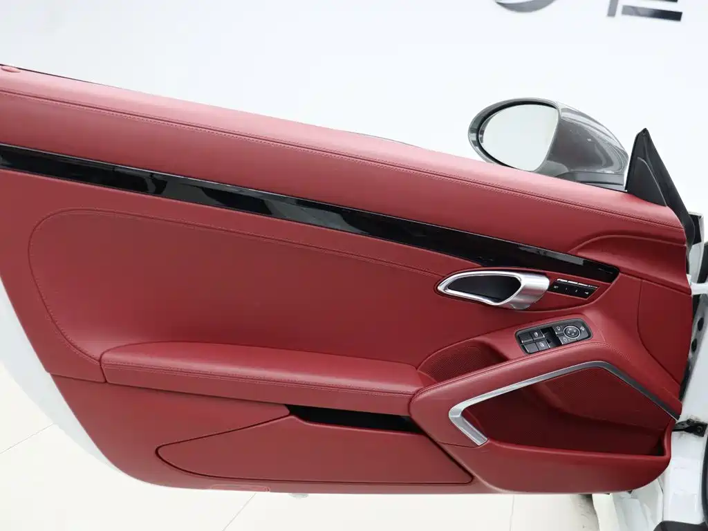 Photo 6 - Porsche 718
