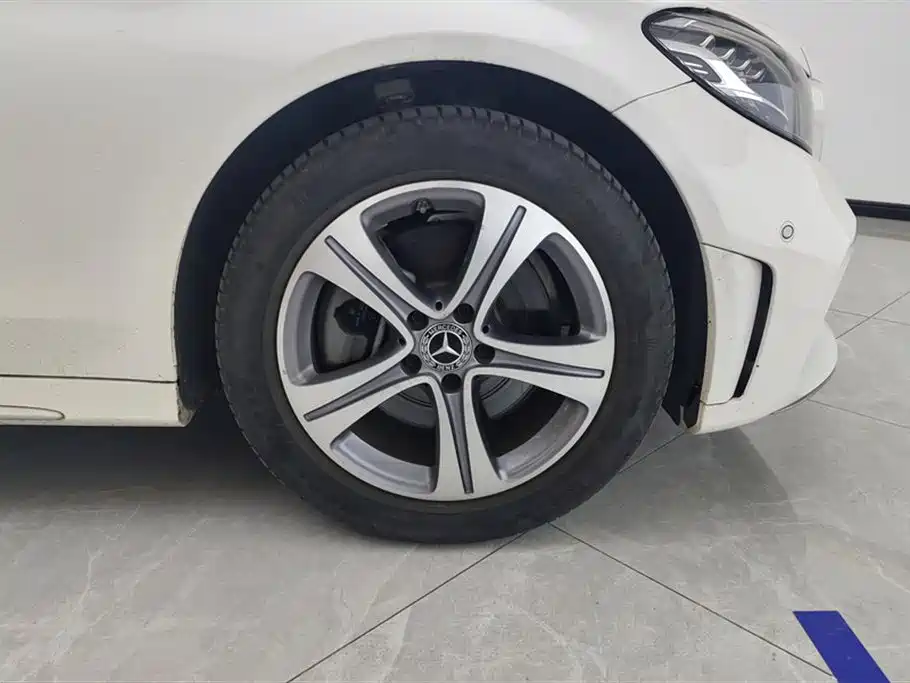 Mercedes-Benz C-Class 2021 C 260 L Sport Edition фото 6