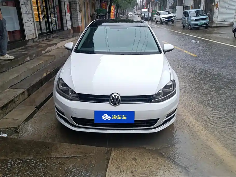 Volkswagen Golf 2014 1.4TSI Automatic Comfort фото 2