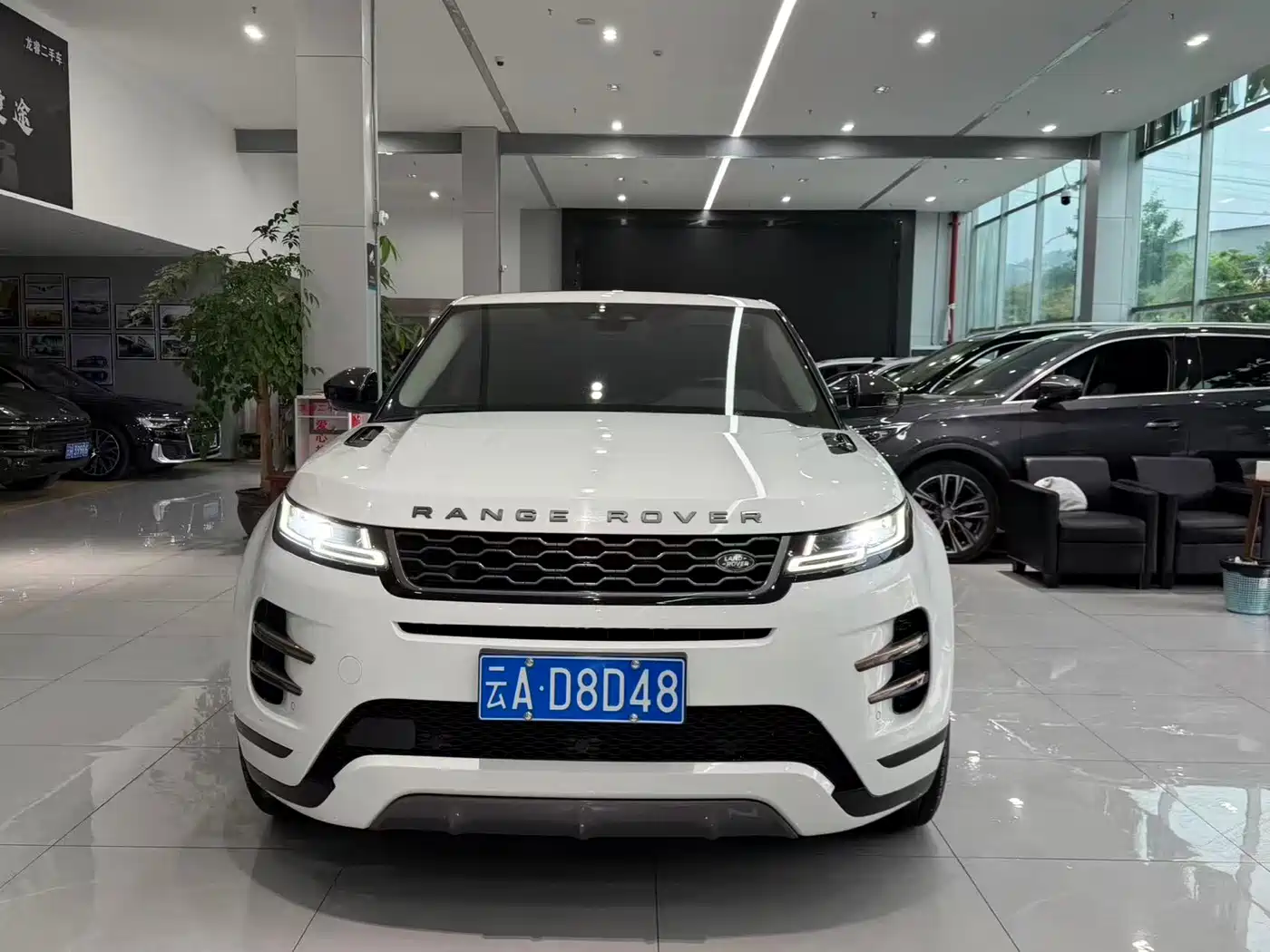 Land Rover Range Rover Evoque 2020 249PS R-DYNAMIC SE Sport Tech Edition фото 10