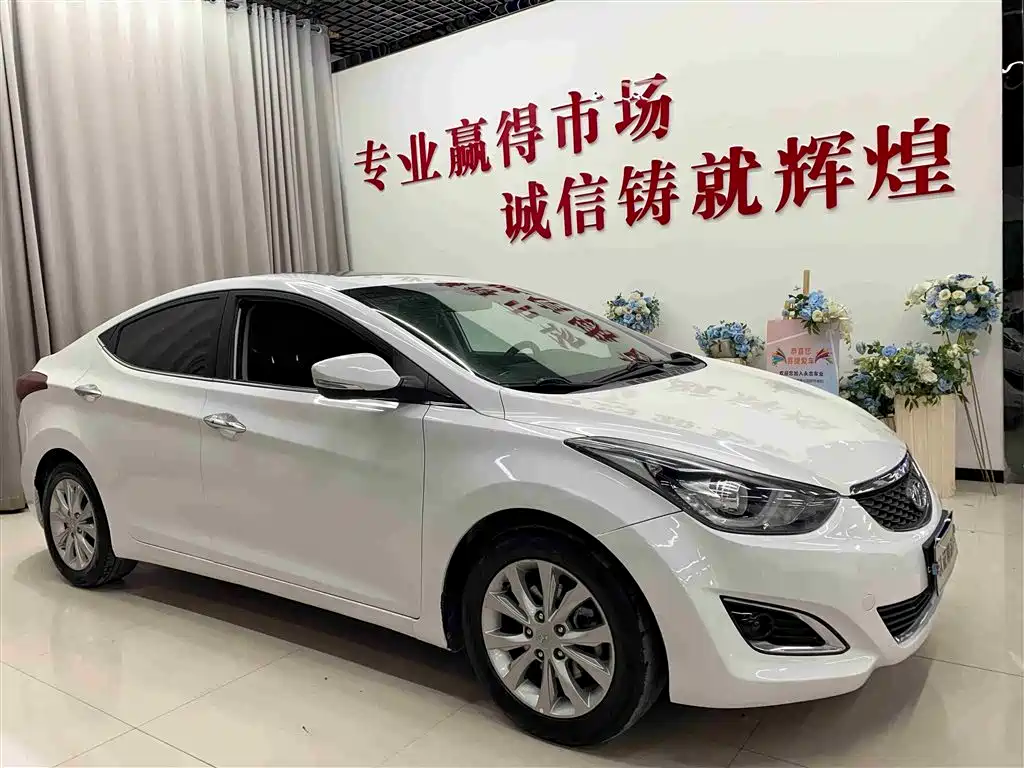 Hyundai Langdong 2016 1.6L Automatic Premium Edition фото 3