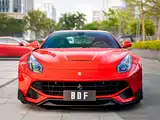 Photo 2 - Ferrari F12berlinetta