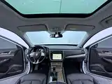 Фото 10 - Roewe RX8