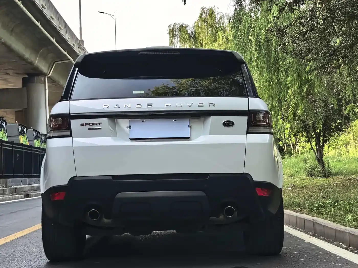 Land Rover Range Rover Sport 2016 Model 3.0 SC V6 HSE DYNAMIC фото 11