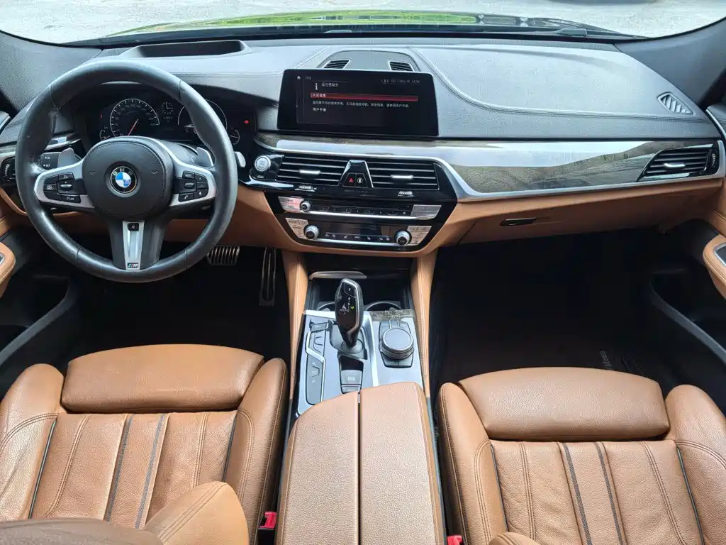 Фото 4 - BMW 6 Series GT