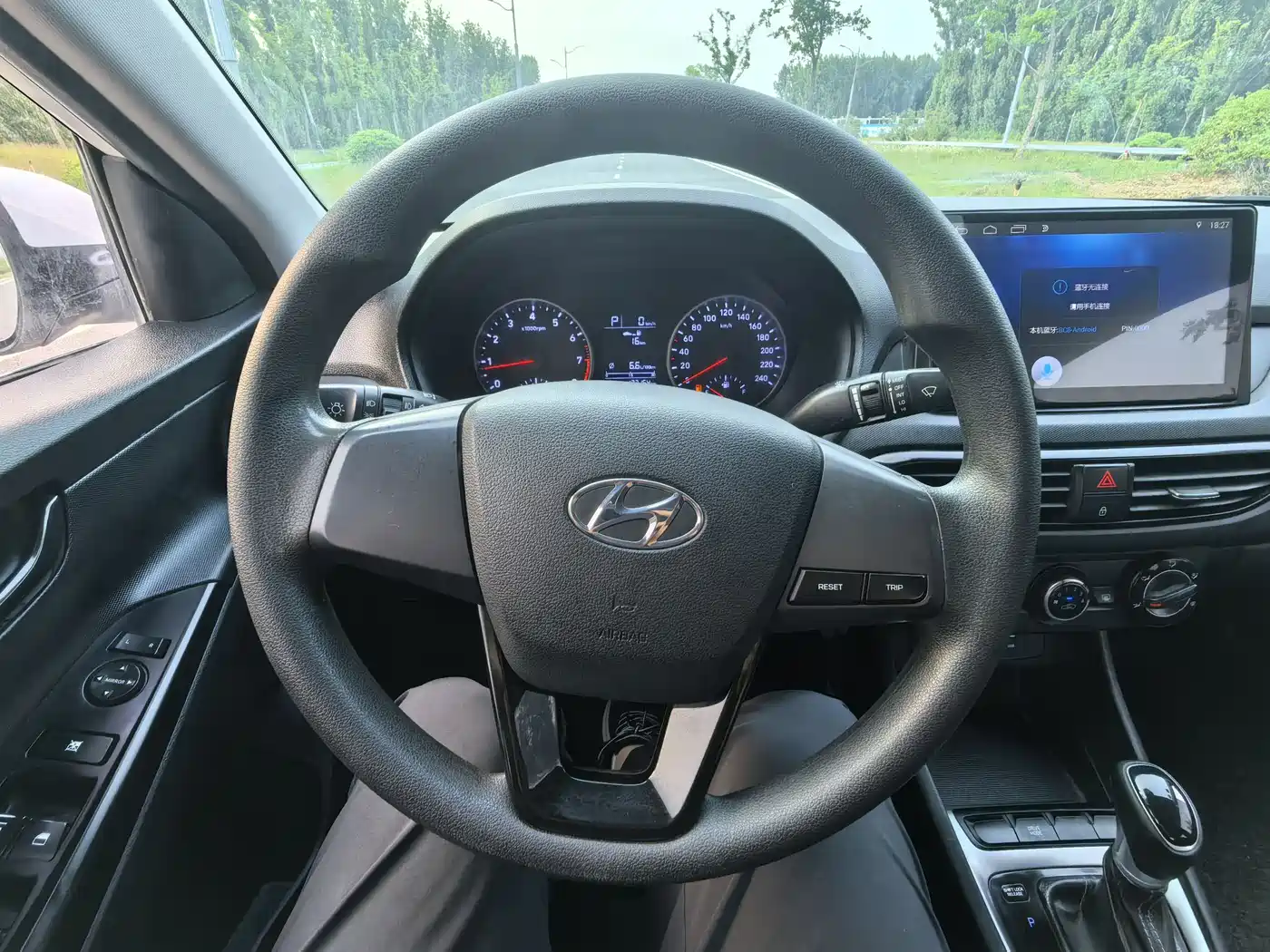 Hyundai Elantra 2018 1.6L Automatic Pleasing Edition GL China VI фото 8