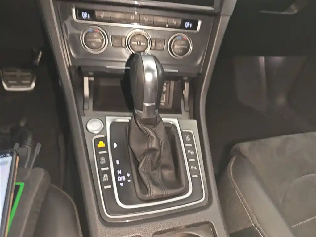 Volkswagen Golf 2019 280TSI DSG Flagship (China V) фото 14