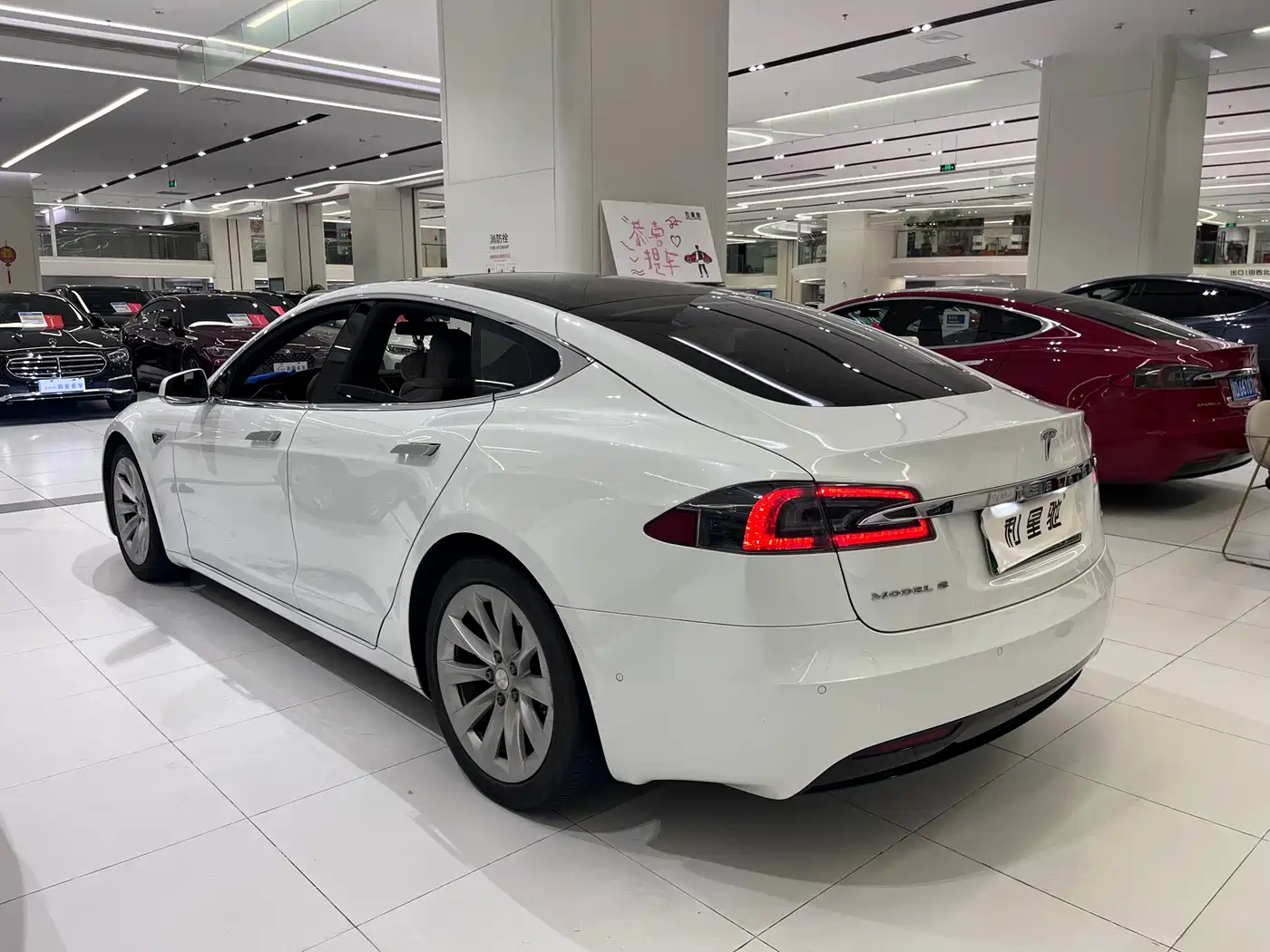 Tesla Model S 2016 2016 Model S 90D