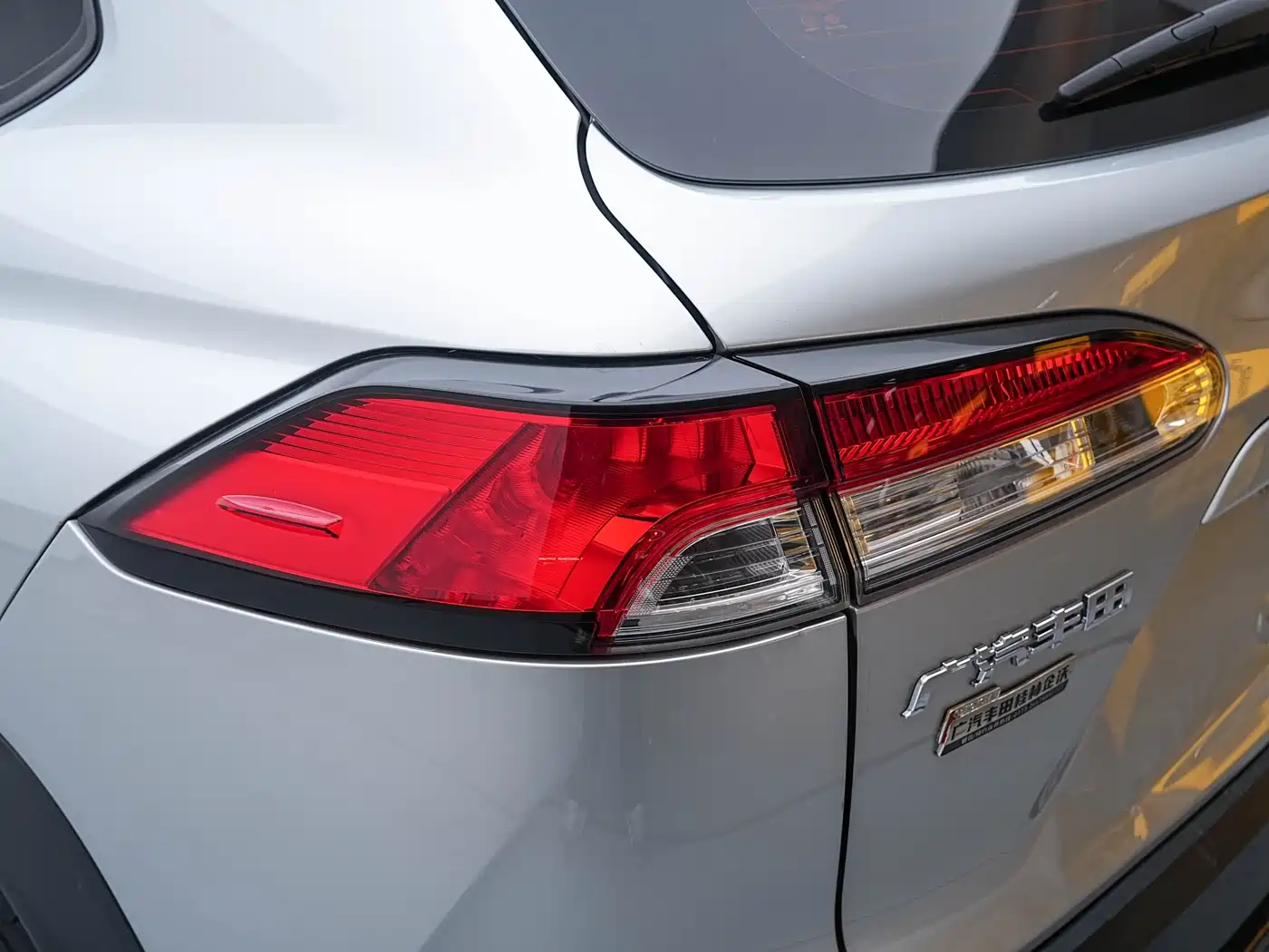 Toyota Frontlander 2023 2.0L CVT Elite Edition фото 15