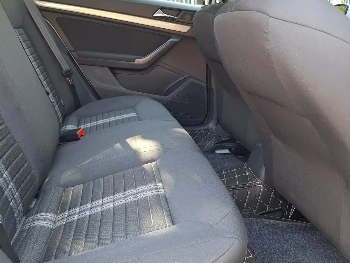 Volkswagen Lavida 2019 Lavida Start 1.5L Auto Trend (China VI) фото 13