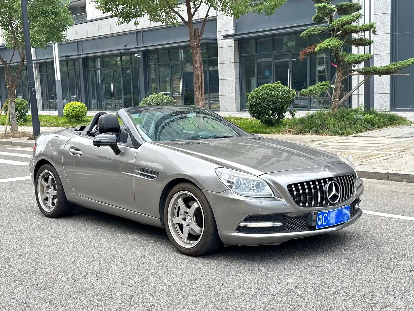 Mercedes-Benz SLK-Class 2012 2011 SLK 200 Fashion