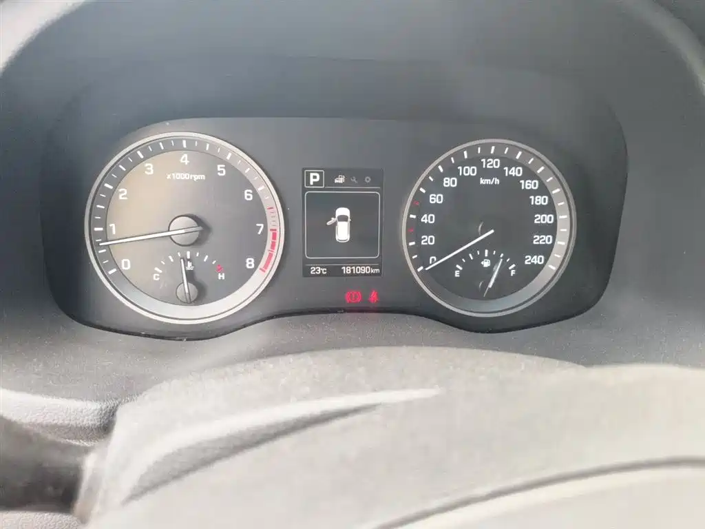 Hyundai Tucson 2015 1.6T Dual Clutch 2WD Smart фото 5