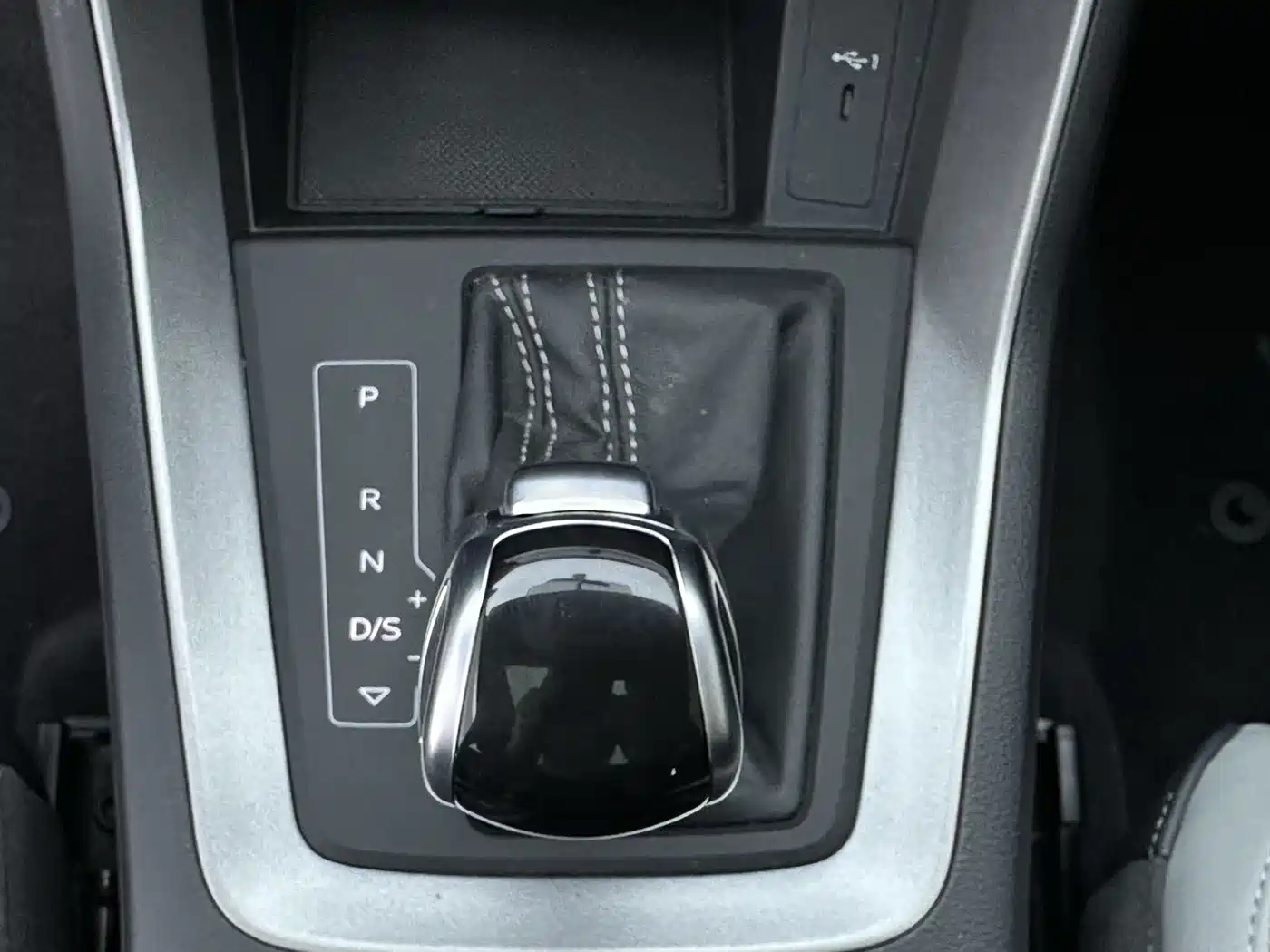 Audi Q3 2023 35 TFSI Fashion Dynamic (1.4T) фото 18