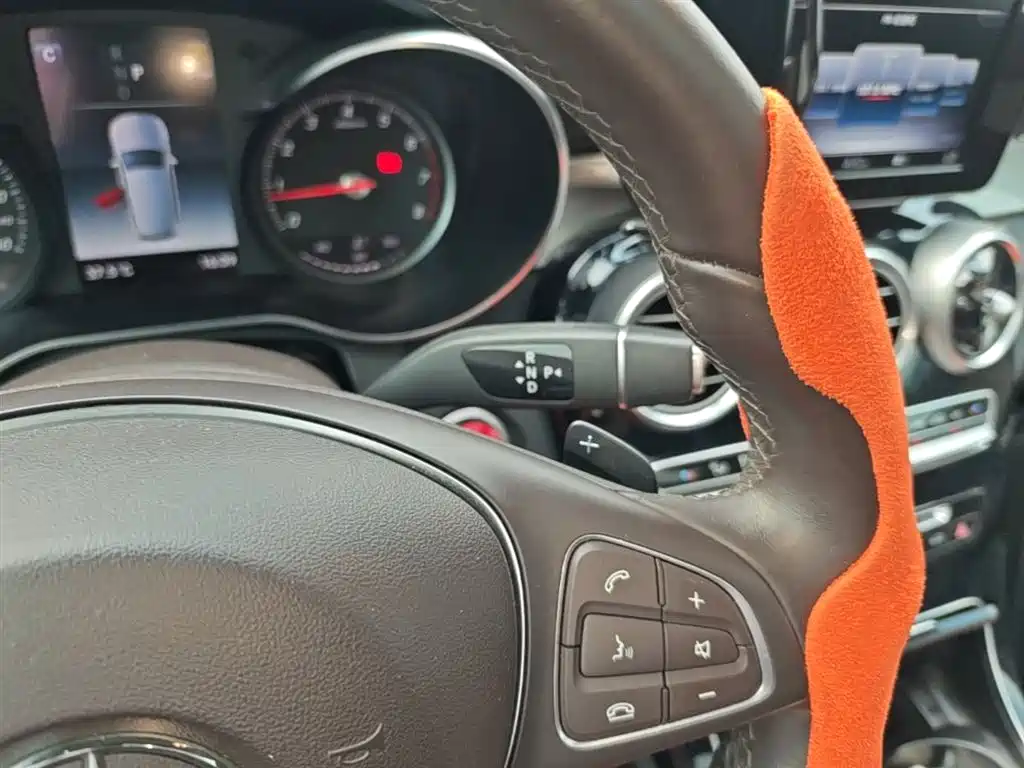 Mercedes-Benz GLC 2019 Model GLC 200 L 4MATIC фото 14