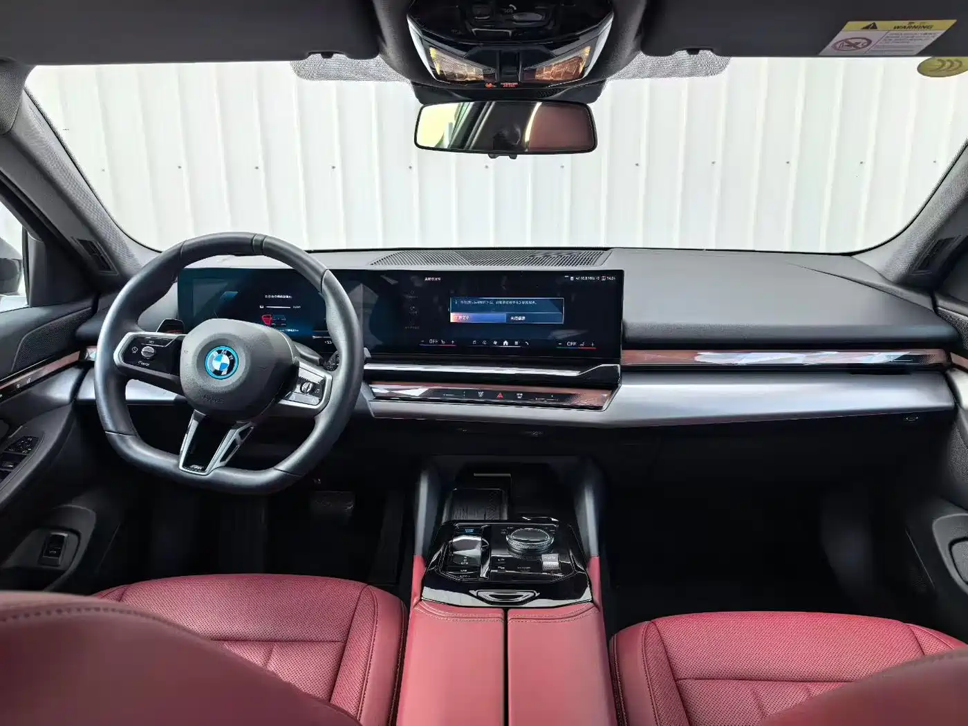 BMW I5