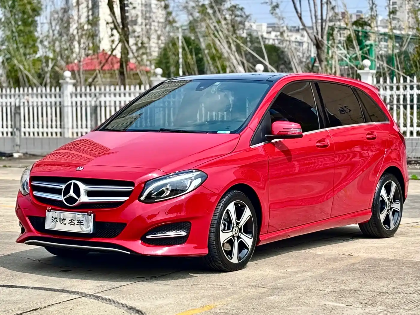 MERCEDES-BENZ CLASS B