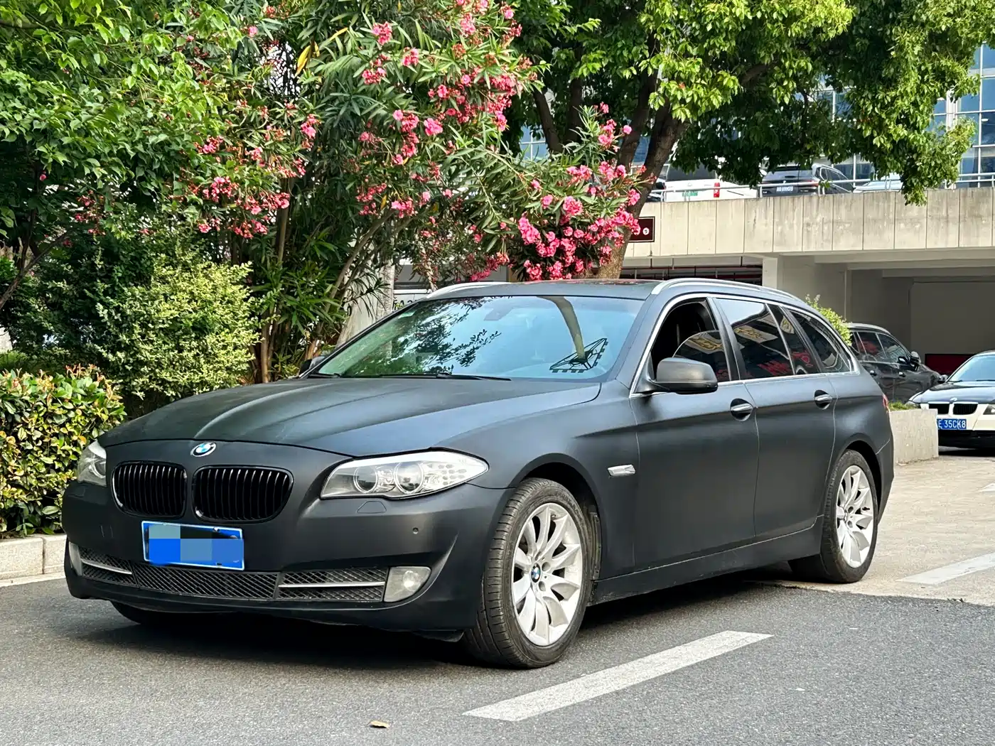 BMW 5 Series (Import) 2012 530i Leading Touring Edition