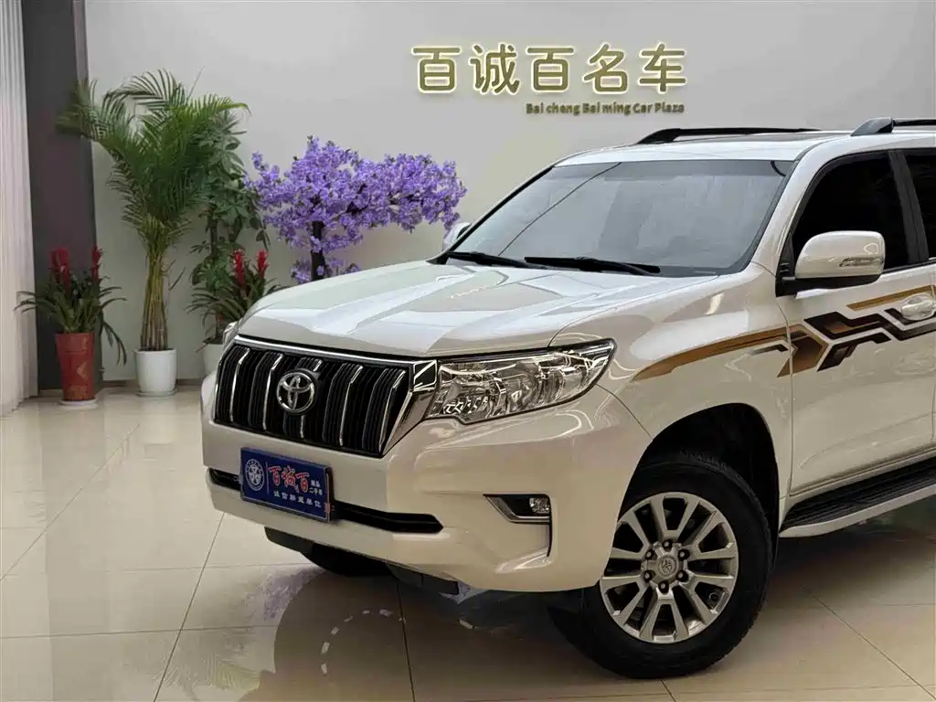Toyota Prado 2018 3.5L Auto TX фото 3