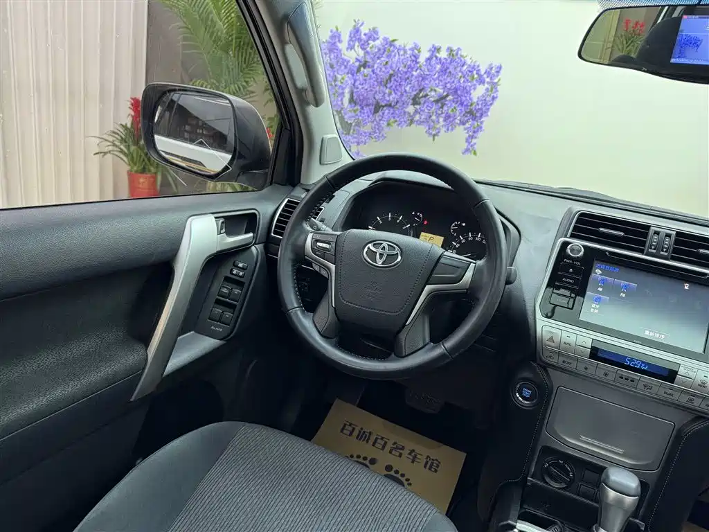 Toyota Prado 2018 3.5L Auto TX фото 17