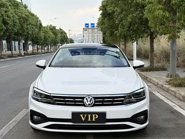 Volkswagen Lamando 2021 230TSI DSG Fashion Edition