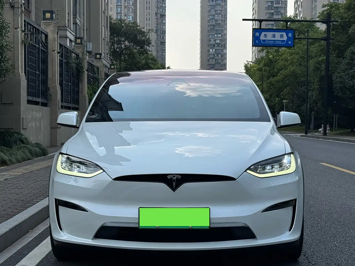 Tesla Model X 2024 2023 Dual Motor All-Wheel Drive Edition