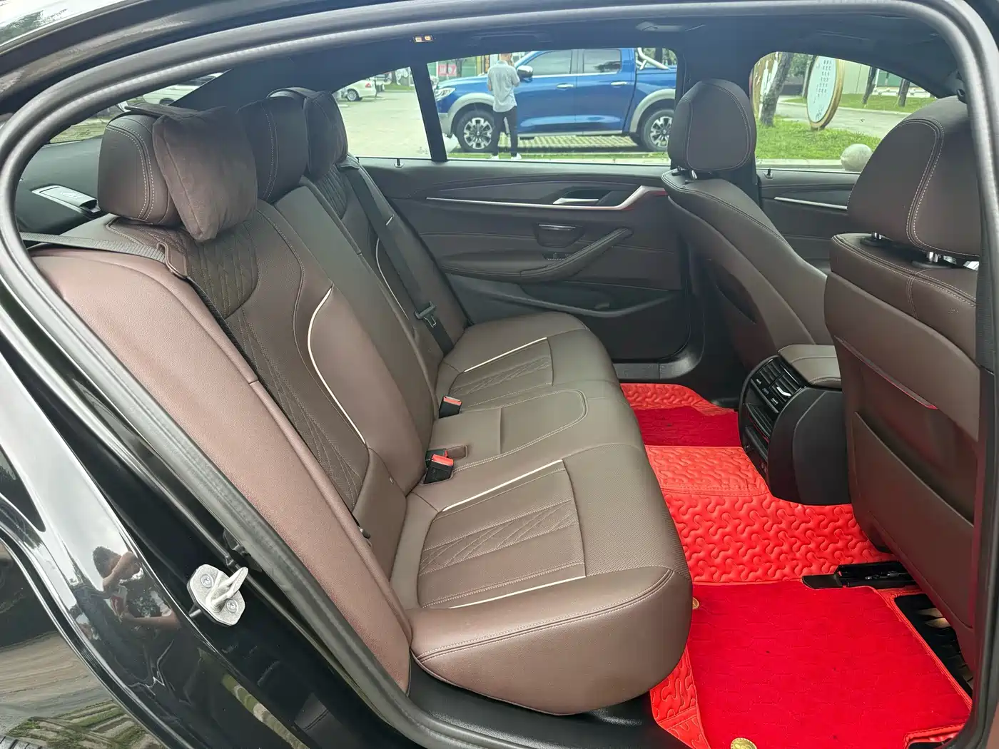 BMW 5 Series 2022 530Li Leading M Sport Package фото 21