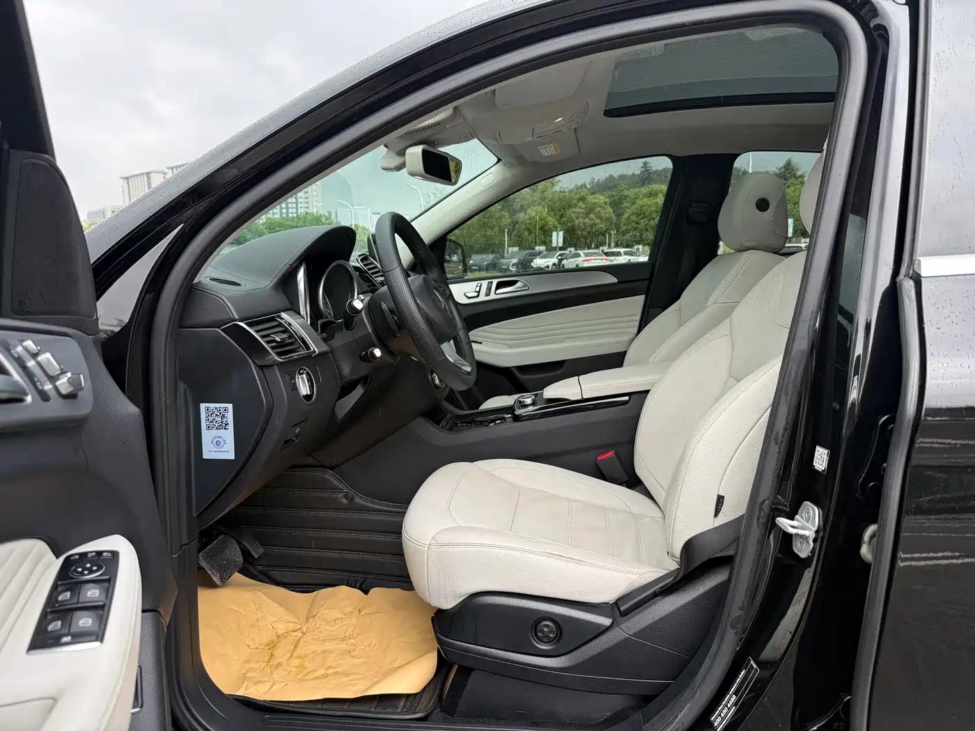 Mercedes-Benz GLE Coupe 2017 GLE 320 4MATIC Coupe SUV фото 7