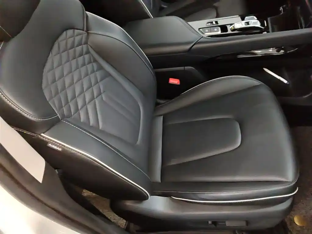 Фото 25 - Hyundai Custo
