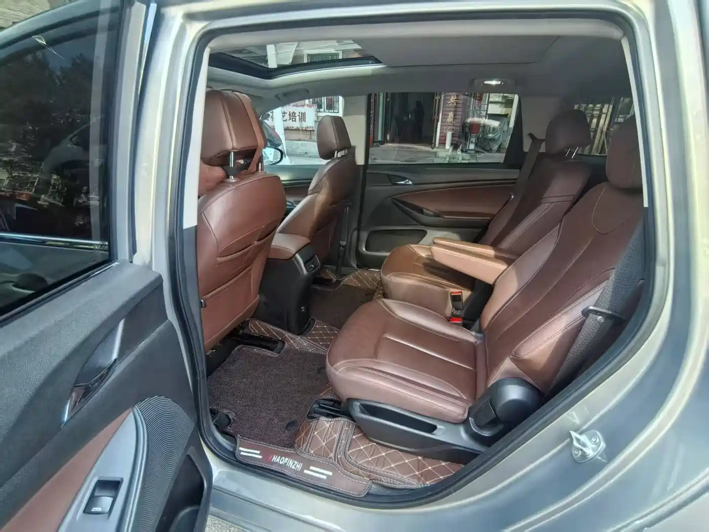 Buick GL6 2018 18T 6-Seater Premium фото 6