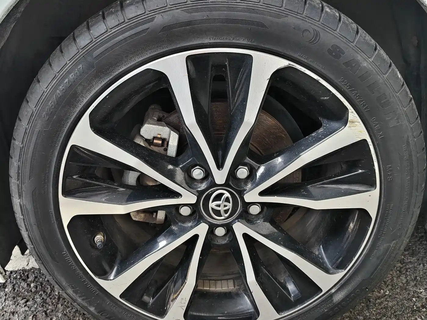 Toyota Levin 2021 185T CVT Sport Edition фото 5