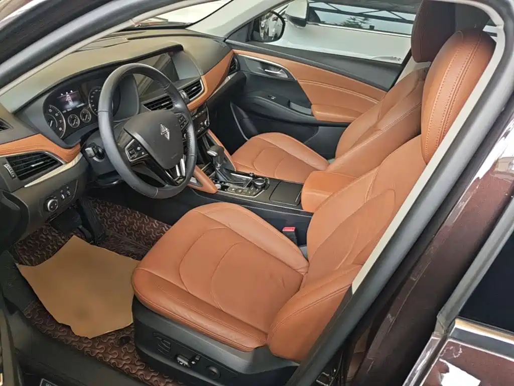 Borgward BX7 2017 2016 28T 4WD Luxury 7-seater