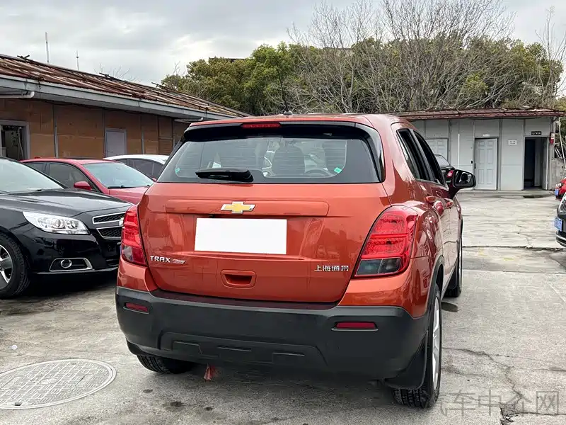 Chevrolet Trax 2016 1.4T Manual 2WD Comfort Sunroof Edition фото 13