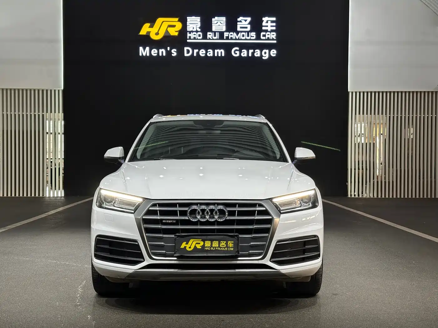 Audi Q5L 2020 40 TFSI Prestige Fashion фото 2