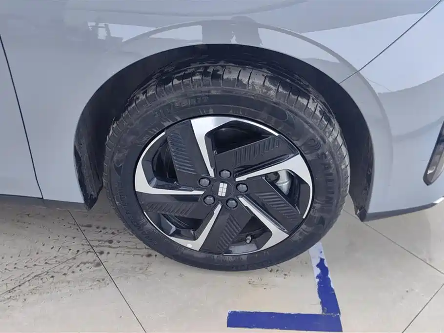 GEELY GALAXY GALAXY L6