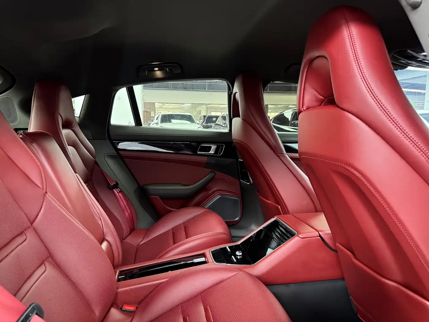 Porsche Panamera 2017 Panamera 3.0T фото 17